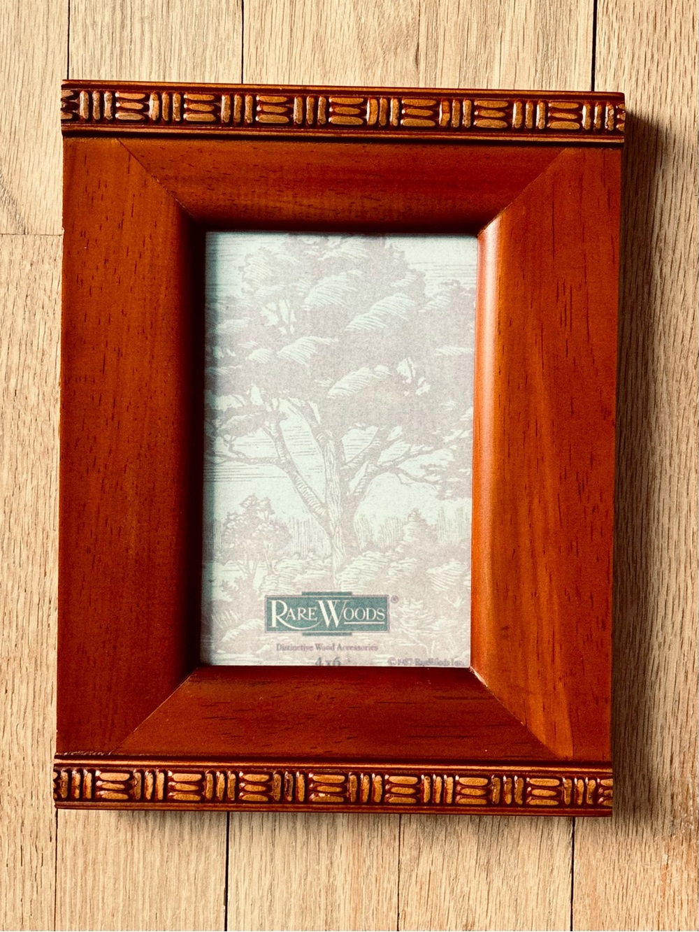 Vintage RARE WOODS Wood Frame, 90’s. 
Carved edge, Red Cherry